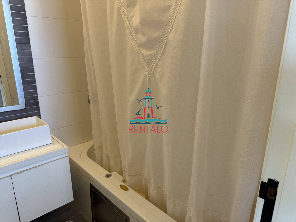 Apartamento ID.690 - ESPECTACULAR PENT HOUSE EN TORRE FRANCIA PUNTA DEL ESTE DE 2 DORMITORIOS