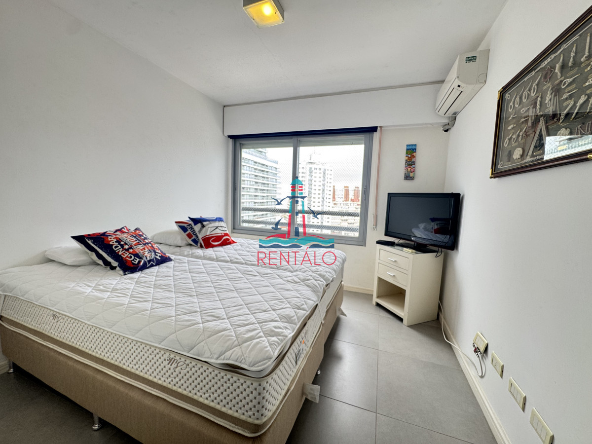 Apartamento ID.659 - Apartamento en venta en Punta del este 2 dormitorios OPORTUNIDAD! penthouse