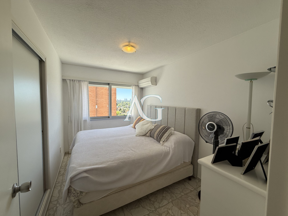 Apartamento ID.246 - RECIEN INGRESADO, 3 DORMITORIOS Y DEP. VENTA PRIMERA LINEA PLAYA MANSA