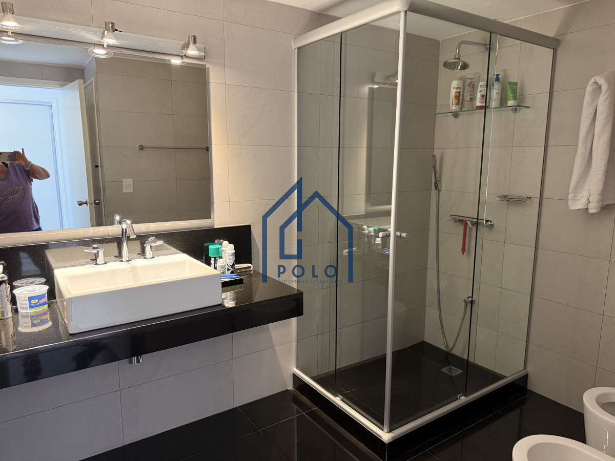 Apartamento ID.152 - VENTA  DEPARTAMENTO, 3 DORMITORIOS Y DEP.  PRIMERA LINEA PLAYA MANSA