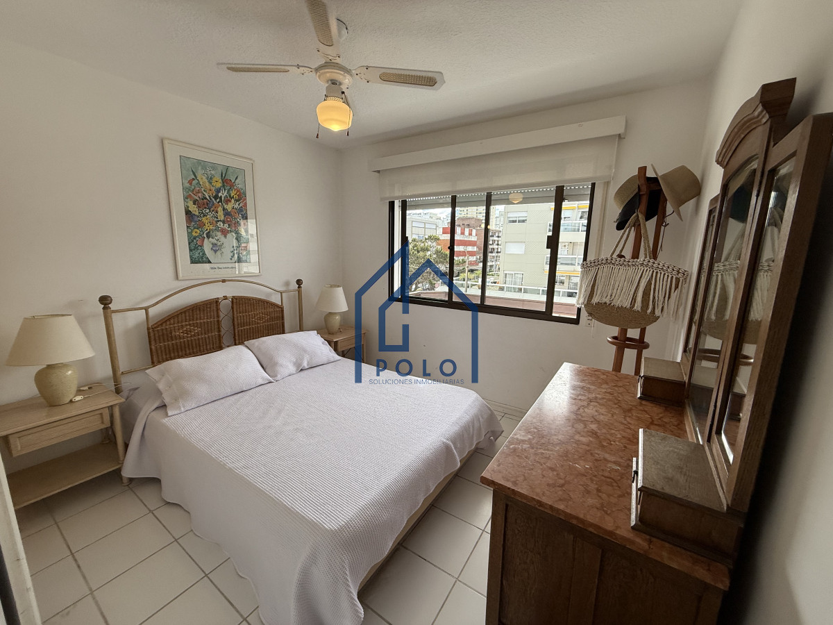 Apartamento ID.112 - VENTA PUNTA DEL ESTE 2 DORMITORIOS A PASITOS DEL PUERTO Y GORLERO CON AMENITIES