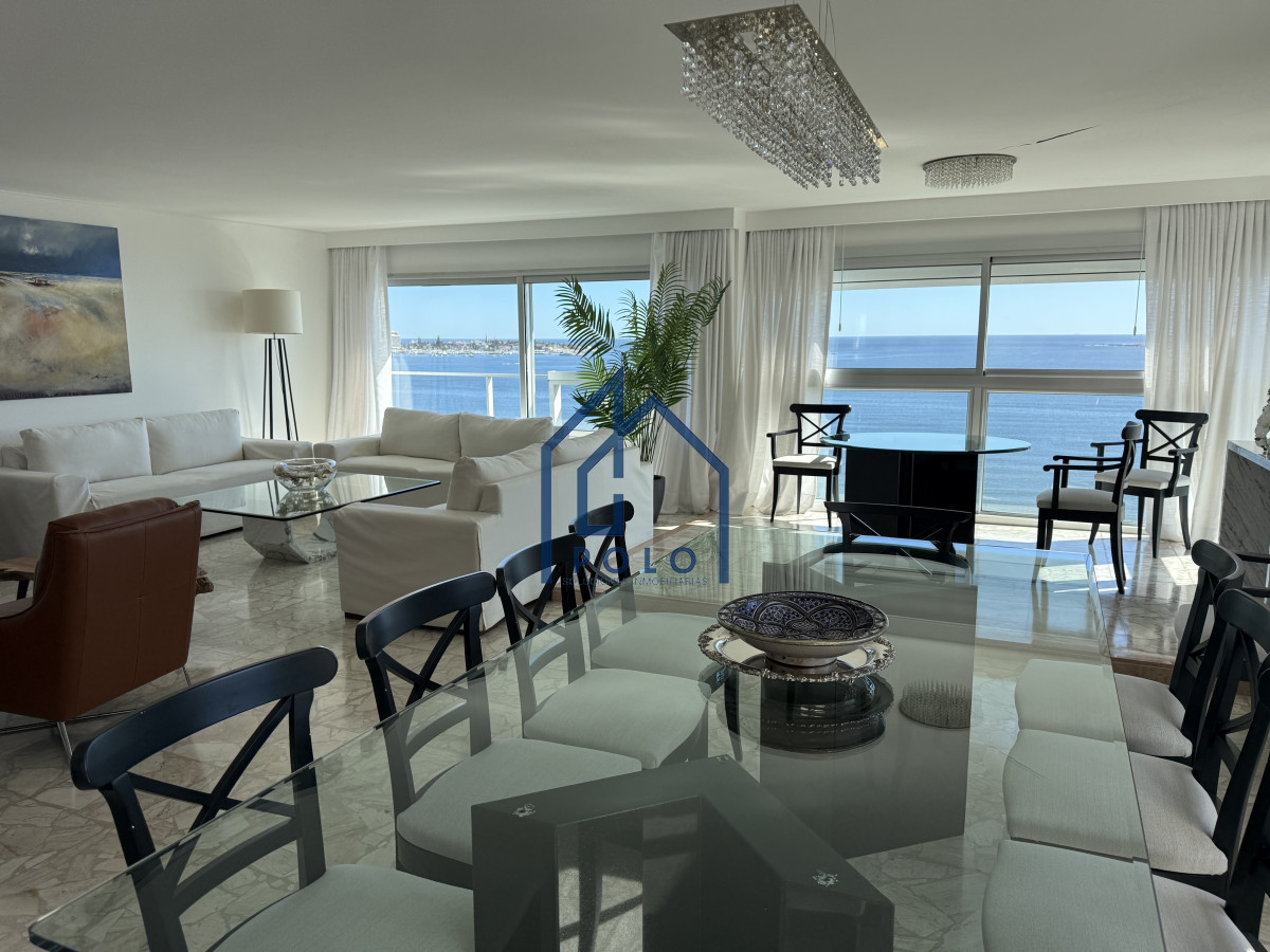 Apartamento ID.152 - VENTA  DEPARTAMENTO, 3 DORMITORIOS Y DEP.  PRIMERA LINEA PLAYA MANSA