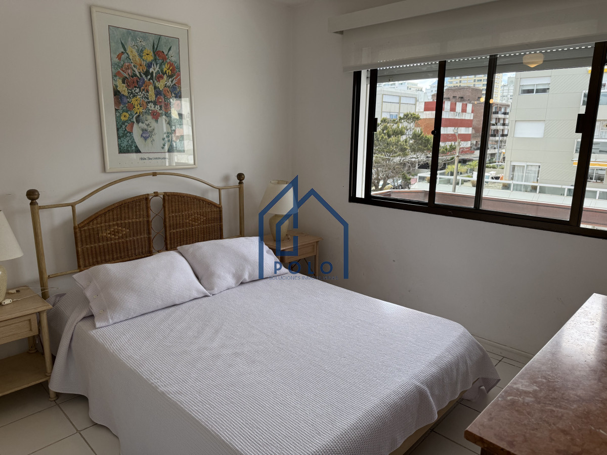 Apartamento ID.112 - VENTA PUNTA DEL ESTE 2 DORMITORIOS A PASITOS DEL PUERTO Y GORLERO CON AMENITIES