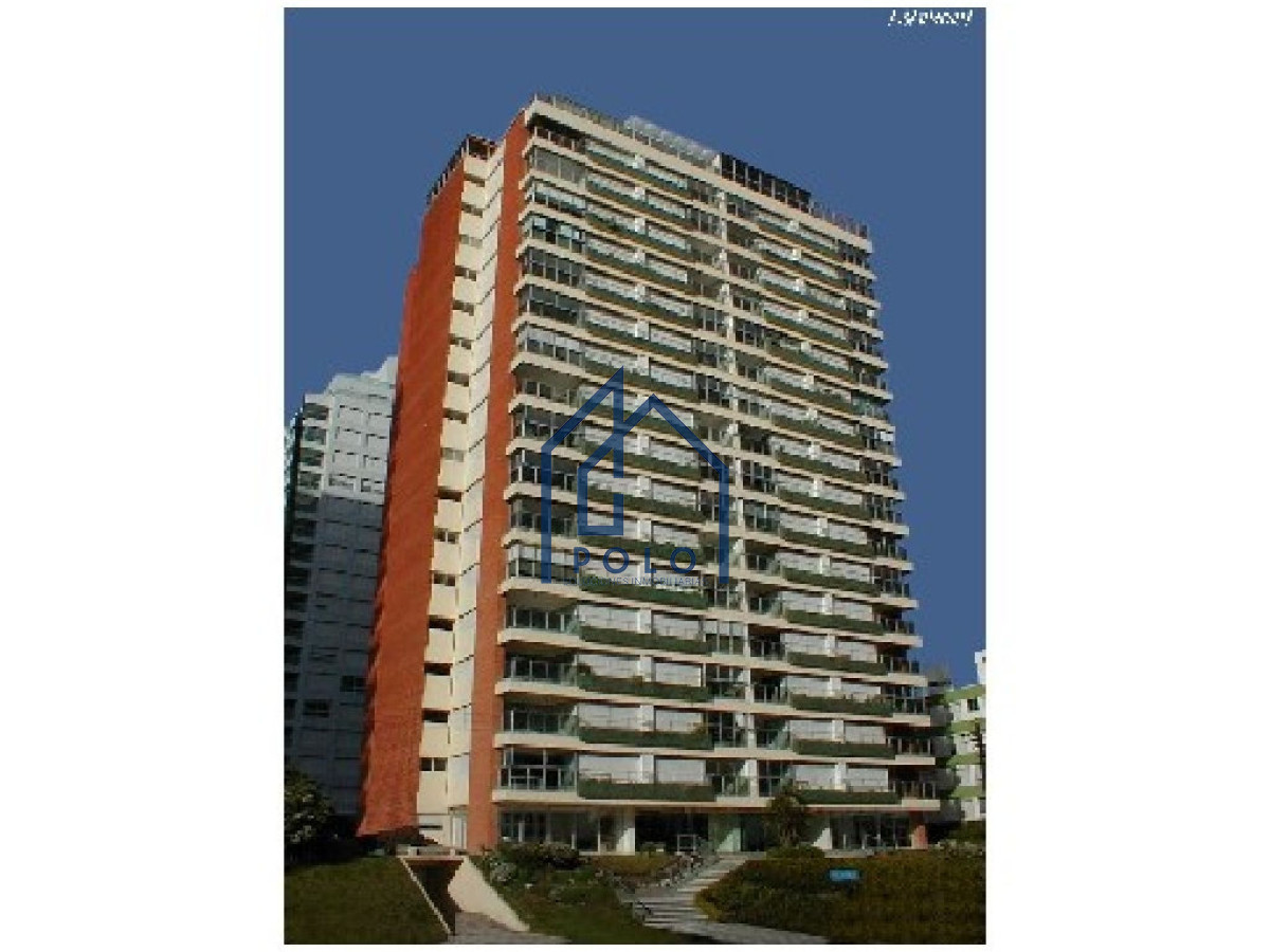 Apartamento ID.152 - VENTA  DEPARTAMENTO, 3 DORMITORIOS Y DEP.  PRIMERA LINEA PLAYA MANSA