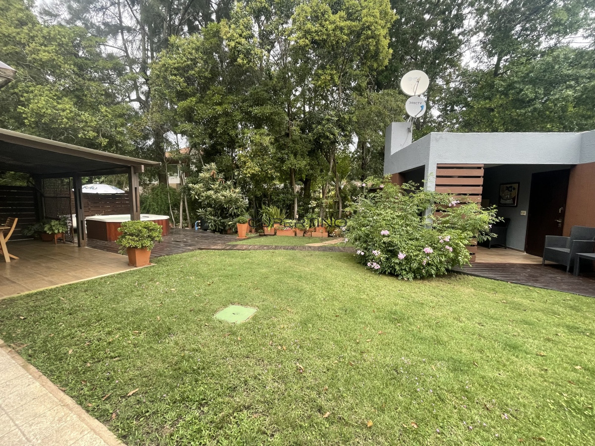 ALQUILER ANUAL O VENTA IDEAL NEGOCIO Magnifica casa en Punta Ballena,7 dormitorios, sólida construcción — foto 18