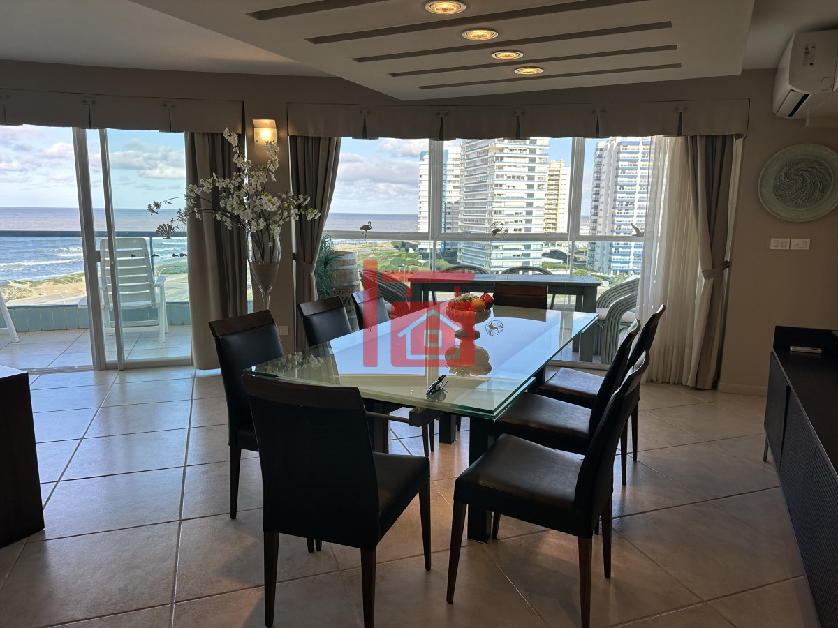 Apartamento ID.490 - SUPER APARTAMENTO EN LA BRAVA, 3 DORMITORIOS Y DEP. PARRILLERO PROPIO EN VENTA PUNTA DEL ESTE