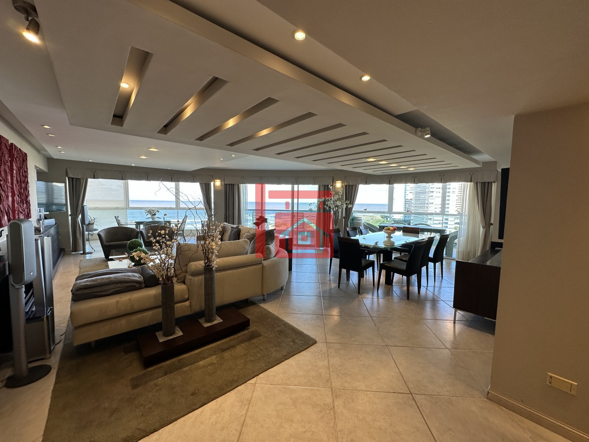 Apartamento ID.490 - SUPER APARTAMENTO EN LA BRAVA, 3 DORMITORIOS Y DEP. PARRILLERO PROPIO EN VENTA PUNTA DEL ESTE