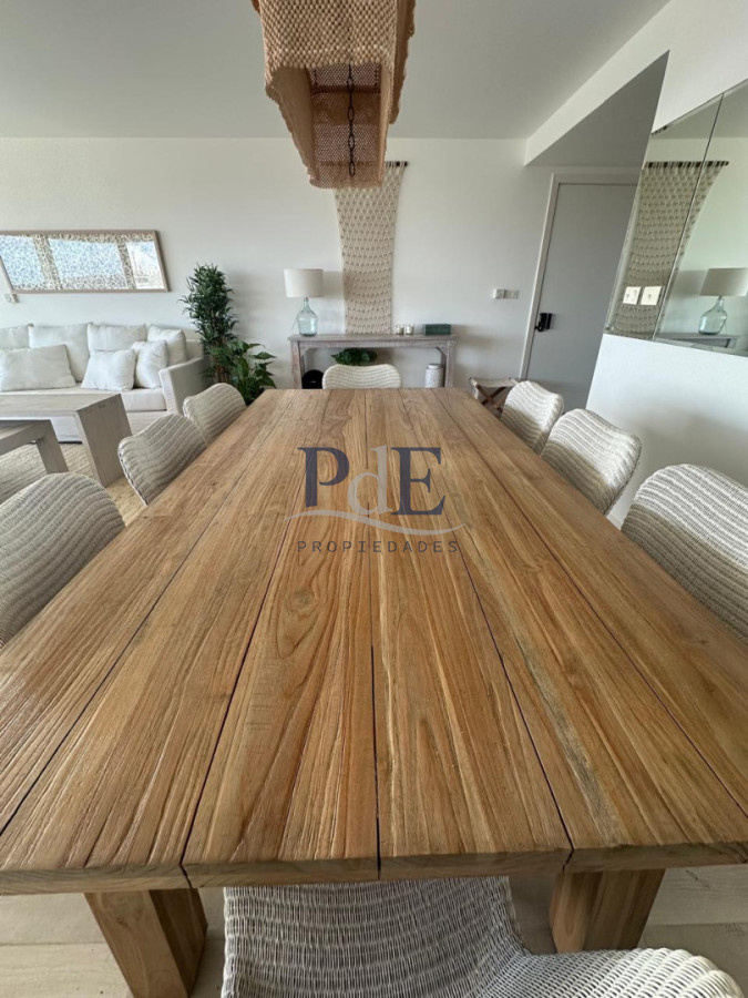 EXCELENTE APARTAMENTO A LA VENTA CON TODA LA VISTA AL MAR PLAYA MANSA 3 DORMITORIOS - Imagen 16
