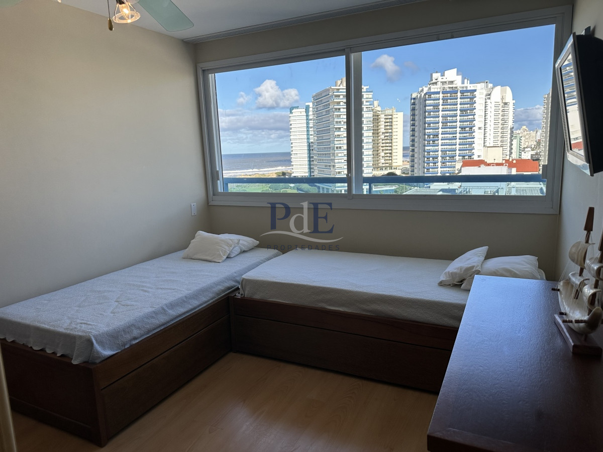 SUPER APARTAMENTO EN LA BRAVA, 3 DORMITORIOS Y DEP. PARRILLERO PROPIO EN VENTA PUNTA DEL ESTE - Imagen 24