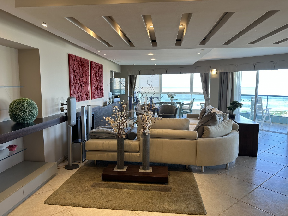 SUPER APARTAMENTO EN LA BRAVA, 3 DORMITORIOS Y DEP. PARRILLERO PROPIO EN VENTA PUNTA DEL ESTE - Imagen 1