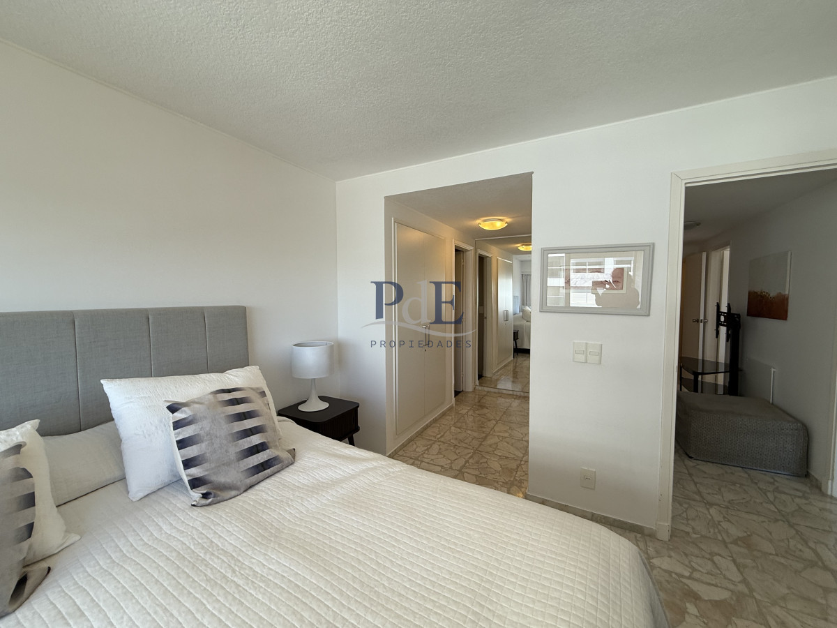 3 dormitorios + dependencia | 3 baños | Vista directa al mar. Pda 7 Playa Mansa - Imagen 19