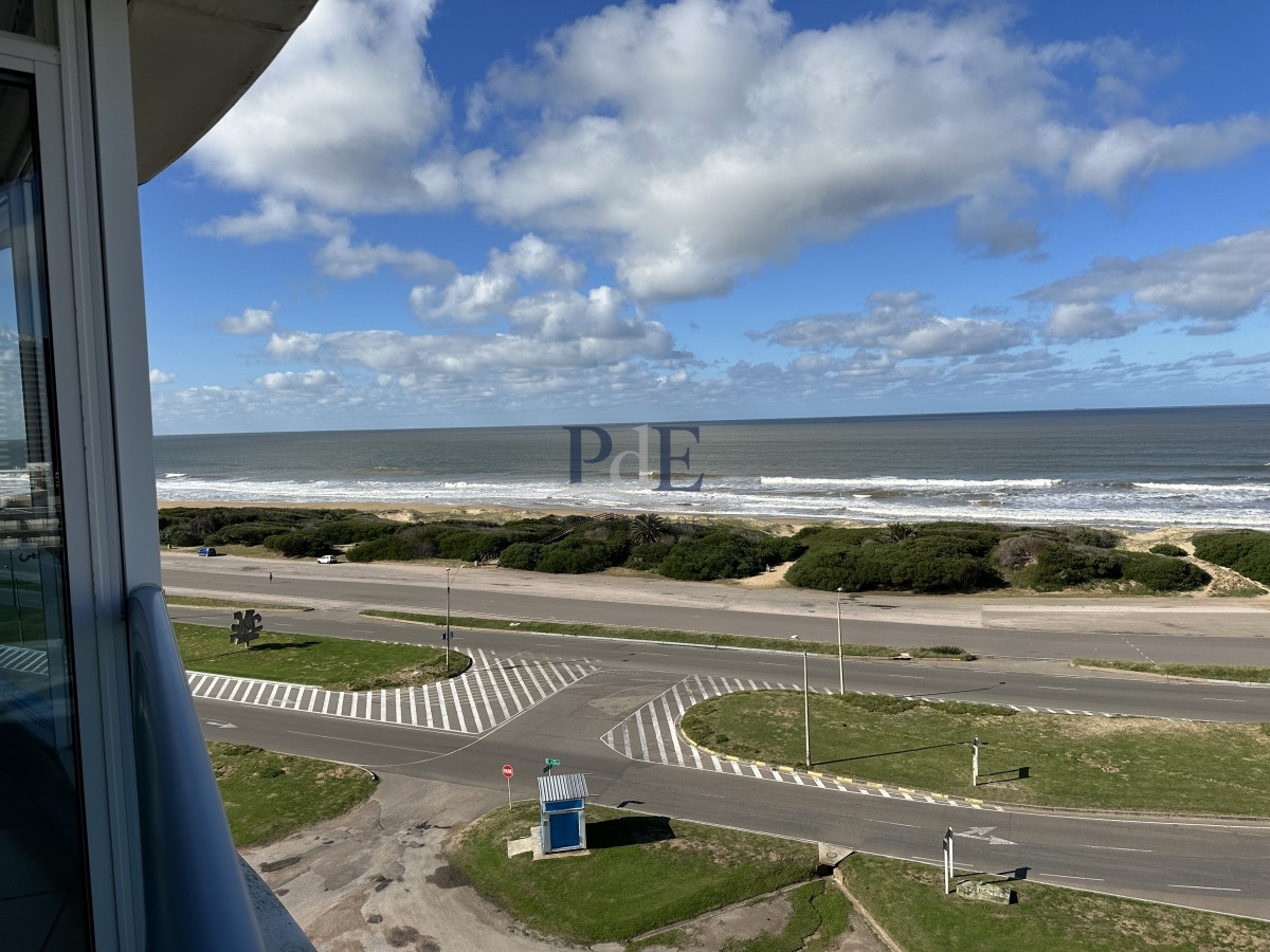 SUPER APARTAMENTO EN LA BRAVA, 3 DORMITORIOS Y DEP. PARRILLERO PROPIO EN VENTA PUNTA DEL ESTE - Imagen 13