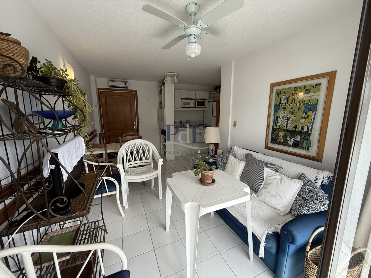 Excelente oportunidad en la Península. Apartamento 2 dorm y 2 baños. - Imagen 6