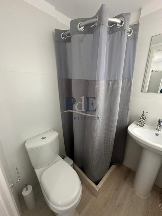 EXCELENTE APARTAMENTO A LA VENTA CON TODA LA VISTA AL MAR PLAYA MANSA 3 DORMITORIOS - Imagen 32