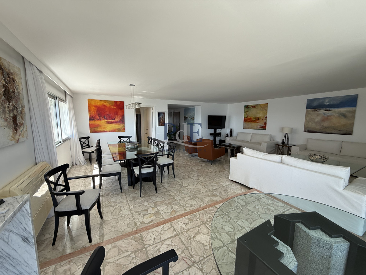 3 dormitorios + dependencia | 3 baños | Vista directa al mar. Pda 7 Playa Mansa - Imagen 7