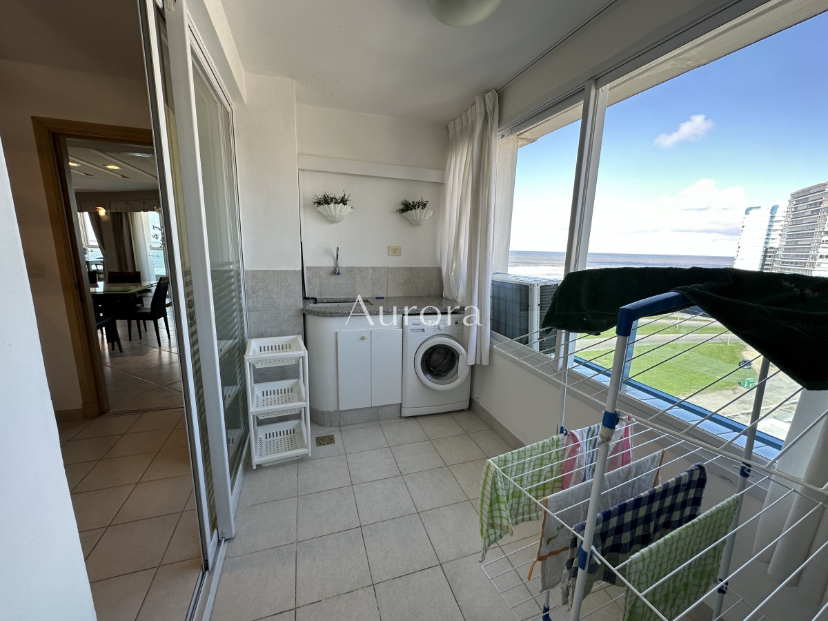 Apartamento ID.46 - SUPER APARTAMENTO EN LA BRAVA, 3 DORMITORIOS Y DEP. PARRILLERO PROPIO EN VENTA PUNTA DEL ESTE