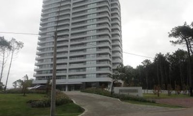 VENTA  2 DORMITORIOS 2 BAÑOS  PUNTA DEL ESTE