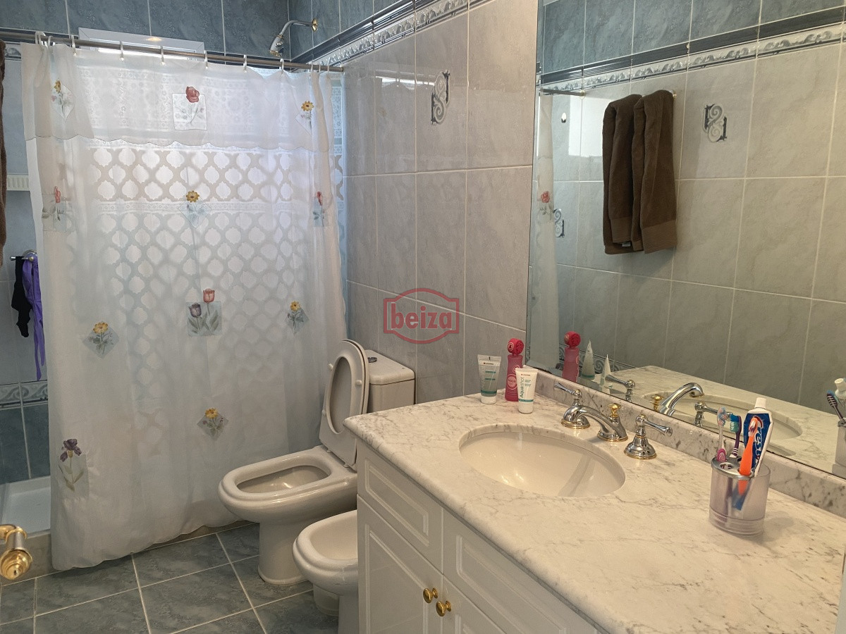 Apartamento ID.165406/Apartamentos-en-Alquiler--Beiza-Propiedades - APARTAMENTO EN CORAL TOWER ALQUILER TEMPRADA 3 DORMITORIOS