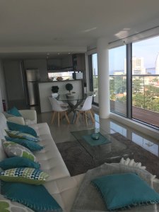 Apartamento en Playa Brava,Punta del este  2 dormitorios VENTA Y ALQUILER 