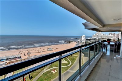VENTA APARTAMENTO PREMIUM, PUNTA DEL ESTE 4 DORMITORIOS. Torre Imperiale.