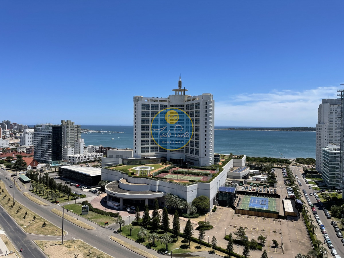 Apartamento en Playa Mansa, Punta del Este - TDP6606A