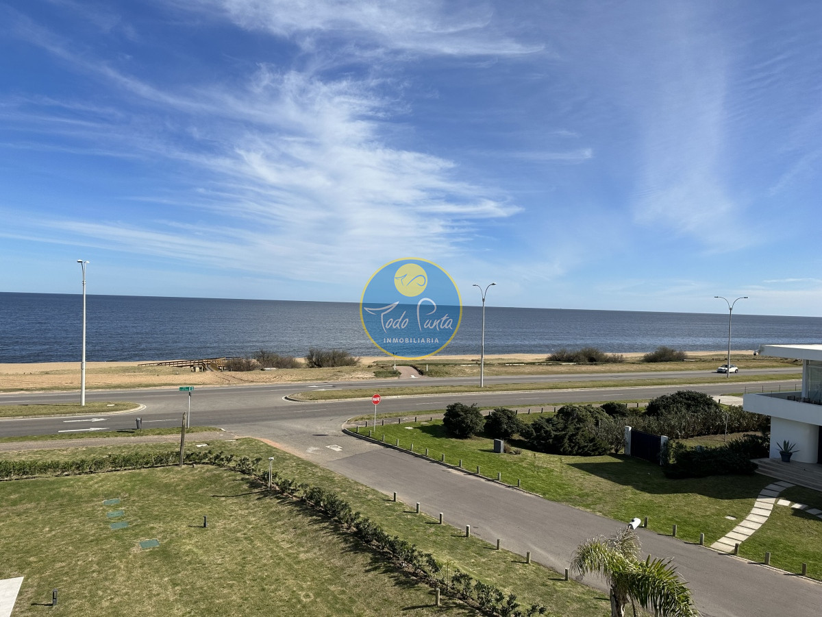 SUPER APARTAMENTO CON PARRILLERO PROPIO 2 DORMITORIOS - TDP7967A