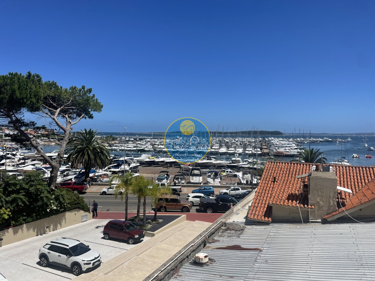 4 SUITE FRENTE AL PUERTO , VENTA, PUNTA DEL ESTE, PREMIUM - TDP8400A