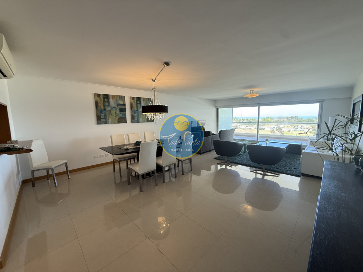DIVINA PLANTA EN PLAYA BRAVA FRENTE AL MAR 2 SUITE CON SERVICIOS - TDP9511A