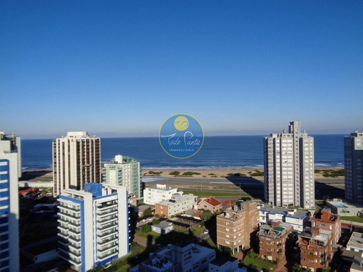 PENT HOUSE EN TORRE DE CATEGORÍA - TDP5015A
