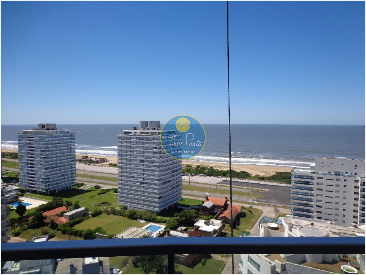 Apartamento en Brava, 3 dormitorios VENTA Y ALQUILER DE TEMPORADA  PUNTA DEL ESTE - TDP3770A