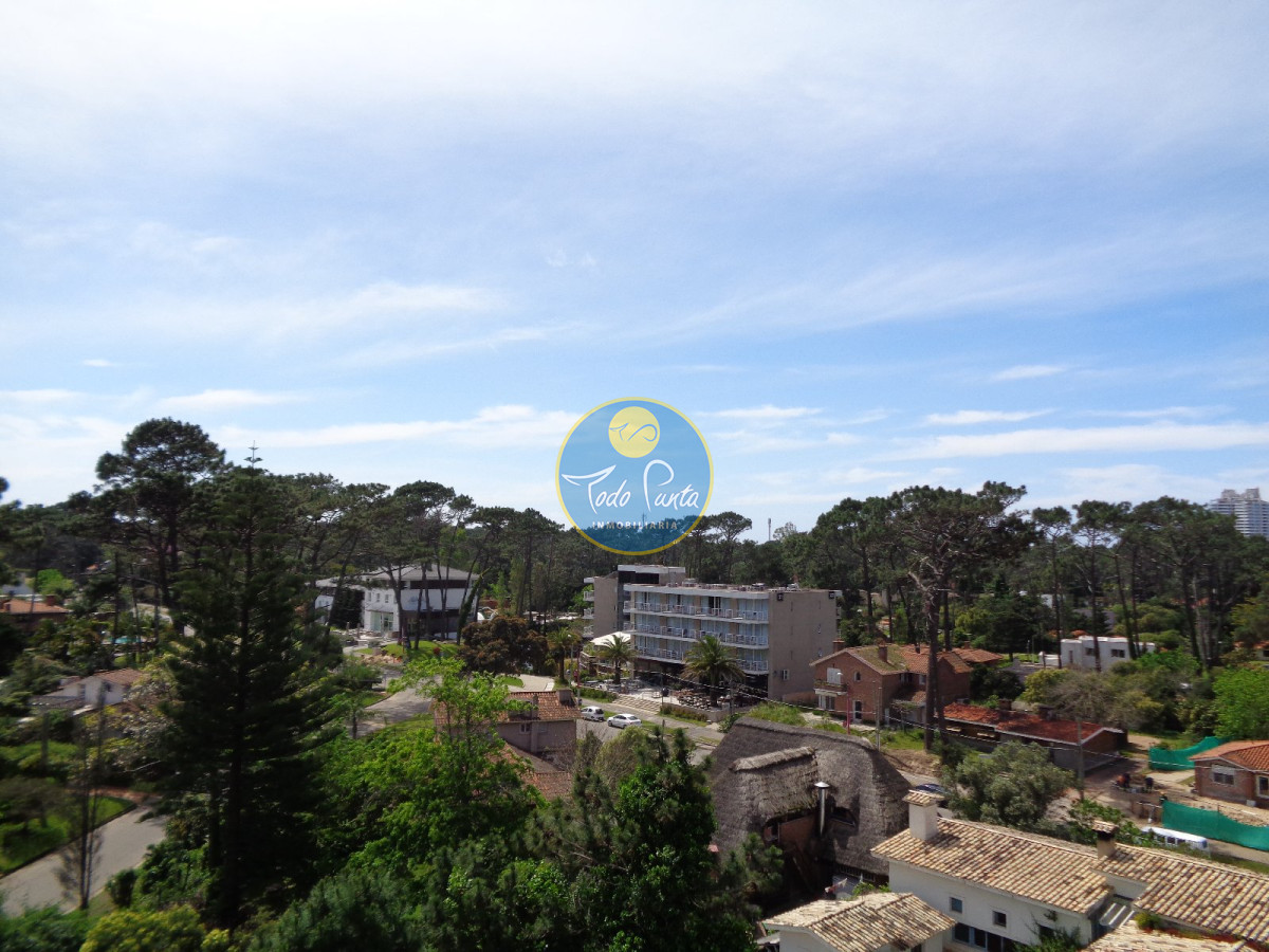 Apartamento en Roosevelt, 2 dormitorios * - TDP3591A