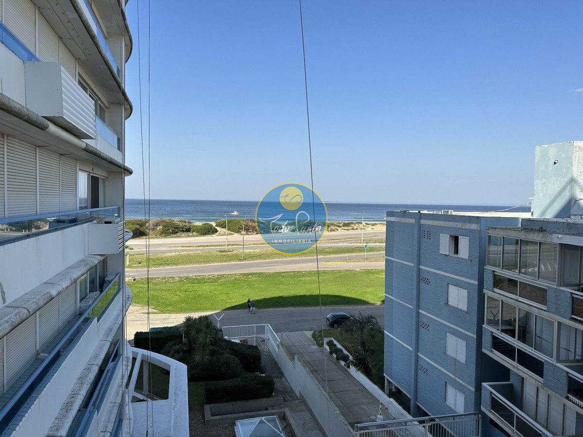 EN VENTA 3 DORMITORIOS 2 EN SUITE !!! - TDP6328A