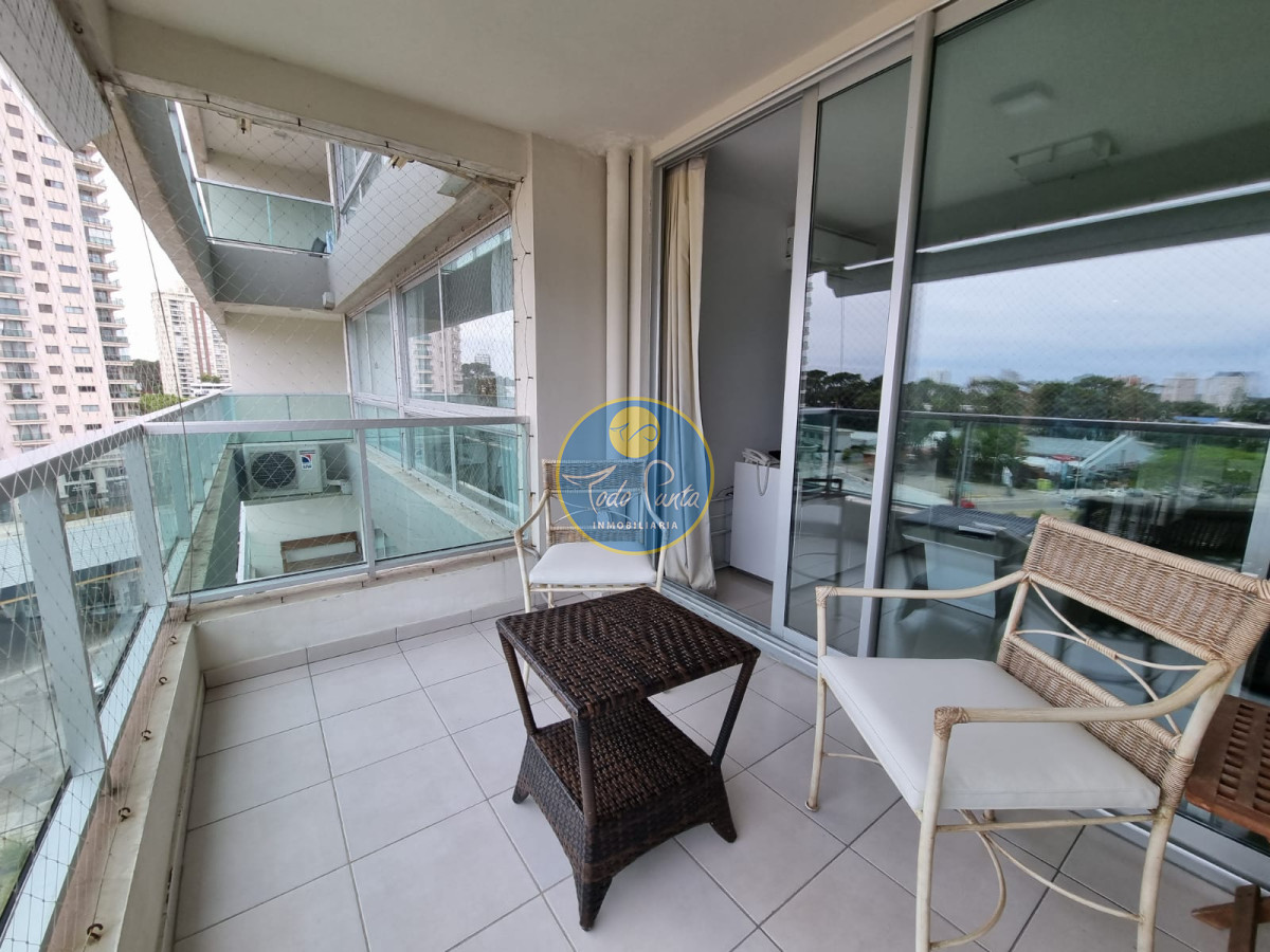 Apartamento en Roosevelt, 1 dormitorio, multiples servicios - TDP7263A