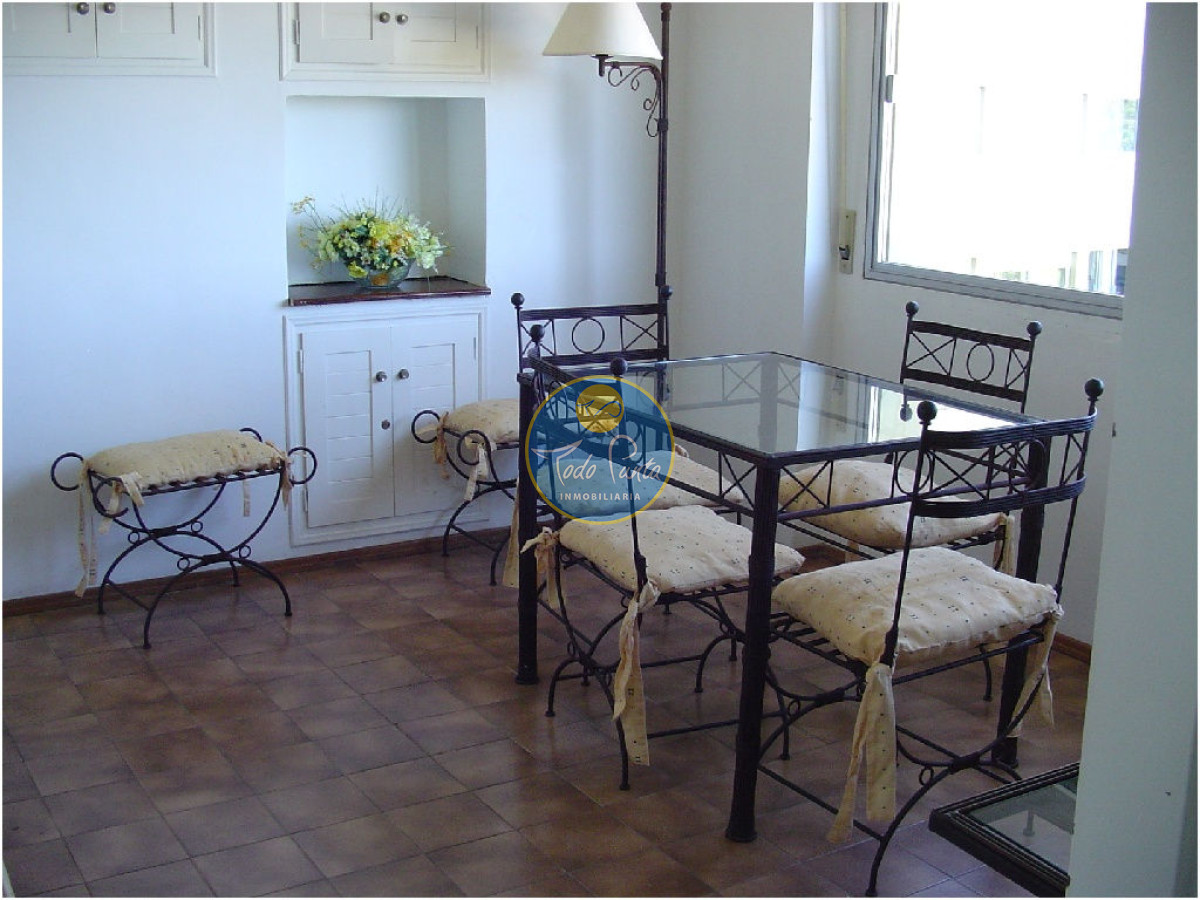 Apartamento en Roosevelt, 1 dormitorios * - TDP310A