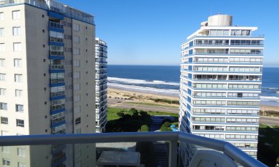APARTAMENTO EN PLAYA BRAVA , 2 DORMITORIOS 2 BAÑOS EN SUITE