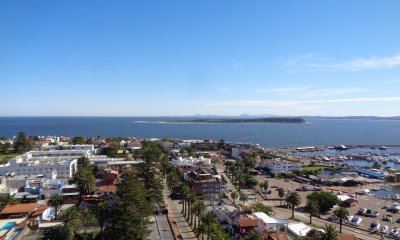 VENTA EN PUNTA DEL ESTE, PUERTO 3 DORMITORIOS