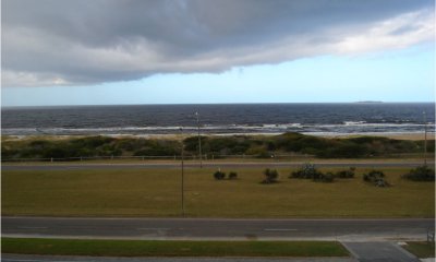 Apartamento en Brava, 3 dormitorios *
