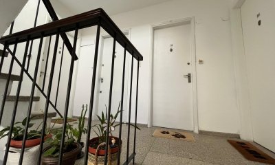 VENTA DE APARTAMENTO, 1 DORMITORIO, 1ER PISO POR ESCALERA, MONTEVIDEO,