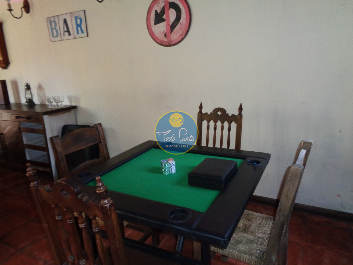 Miniatura de Casa de 3 dormitorios en Chihuahua, Punta del Este | Todo Punta