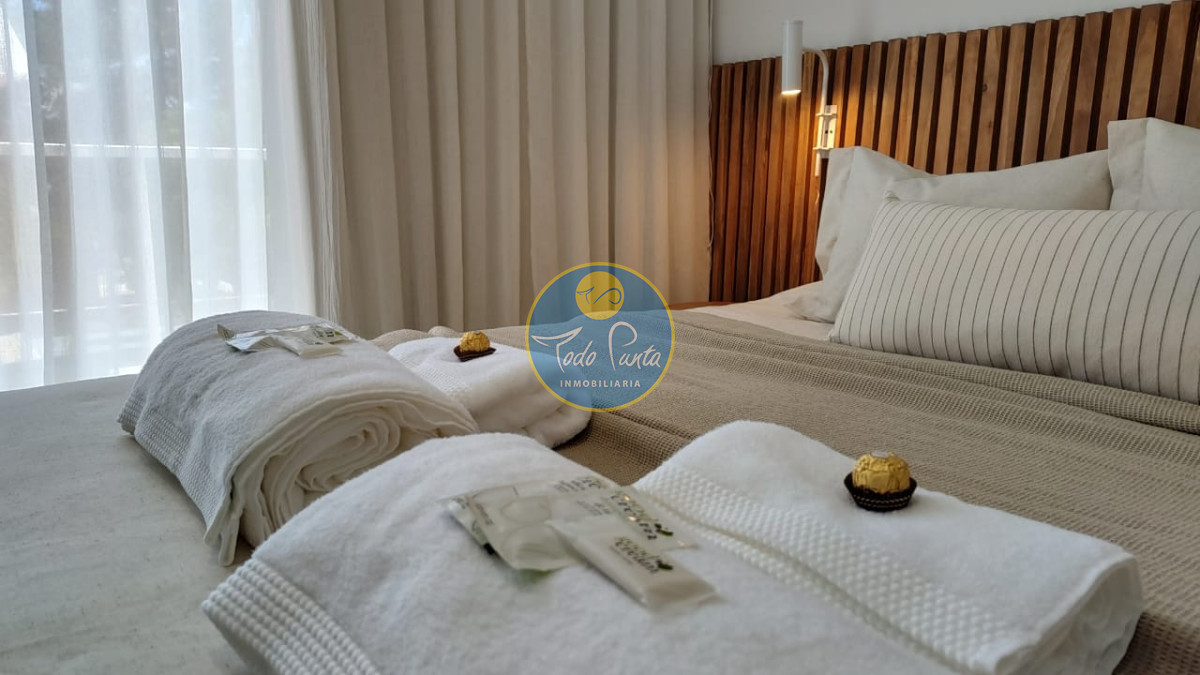 Miniatura de Casa de 3 dormitorios en Manantiales, Punta del Este | Todo Punta