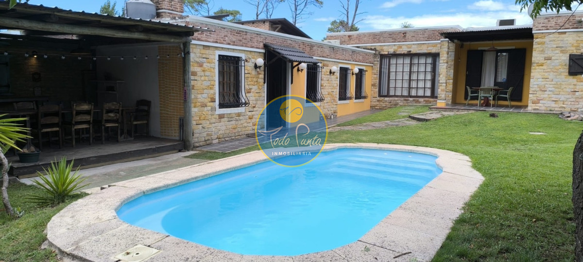 Miniatura de Casa de 3 dormitorios en Chihuahua, Punta del Este | Todo Punta