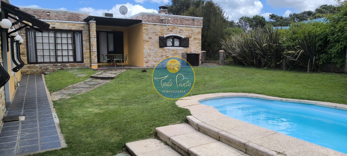 Miniatura de Casa de 3 dormitorios en Chihuahua, Punta del Este | Todo Punta