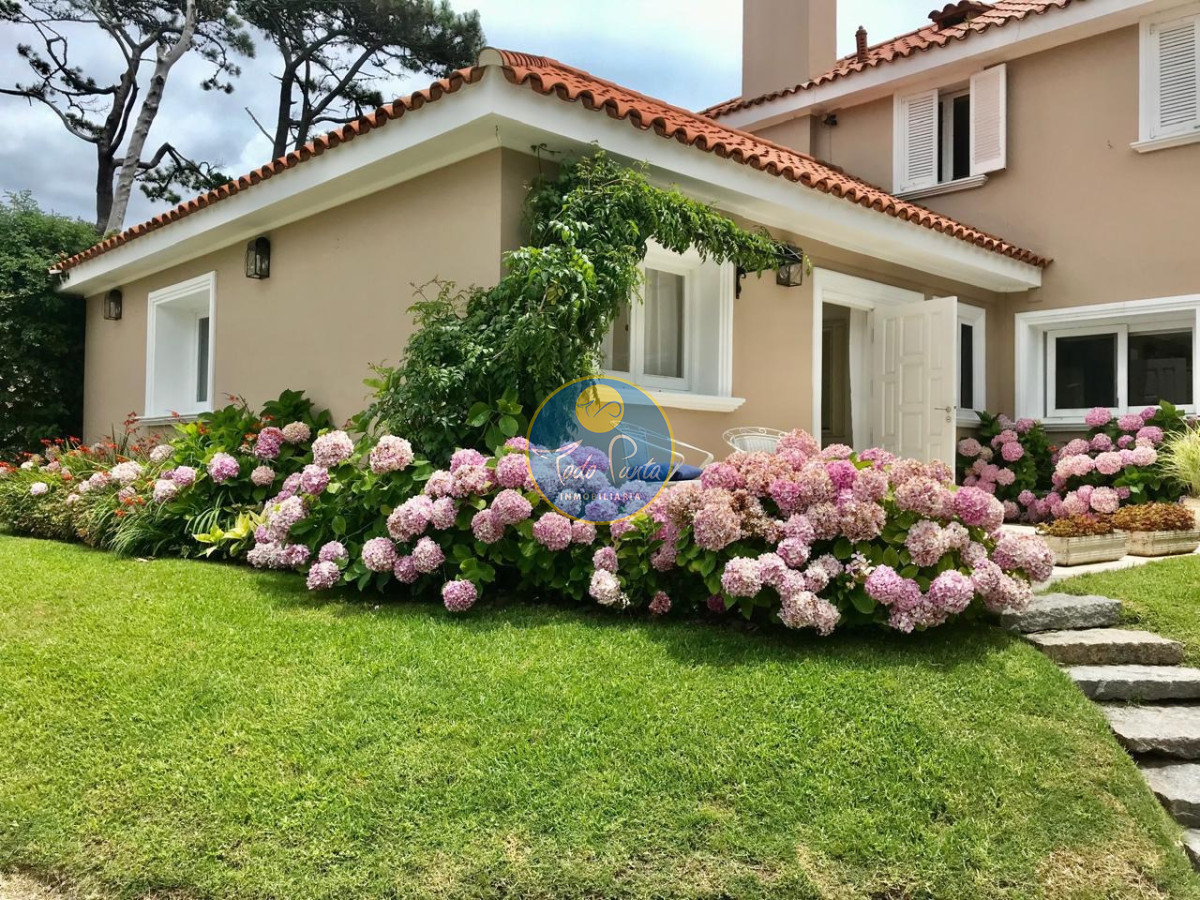 Miniatura de Casa de 5 dormitorios en Brava, Punta del Este | Todo Punta