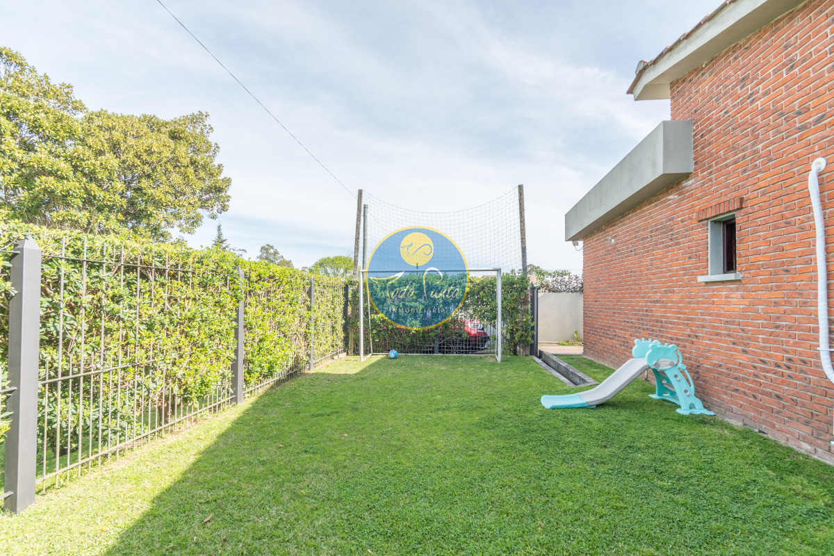 Miniatura de Casa de 3 dormitorios en Pinares, Punta del Este | Todo Punta