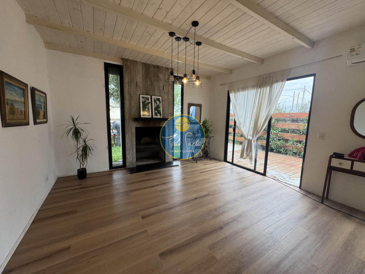 Miniatura de Casa de 2 dormitorios en Balneario Buenos Aires, Punta del Este | Todo Punta