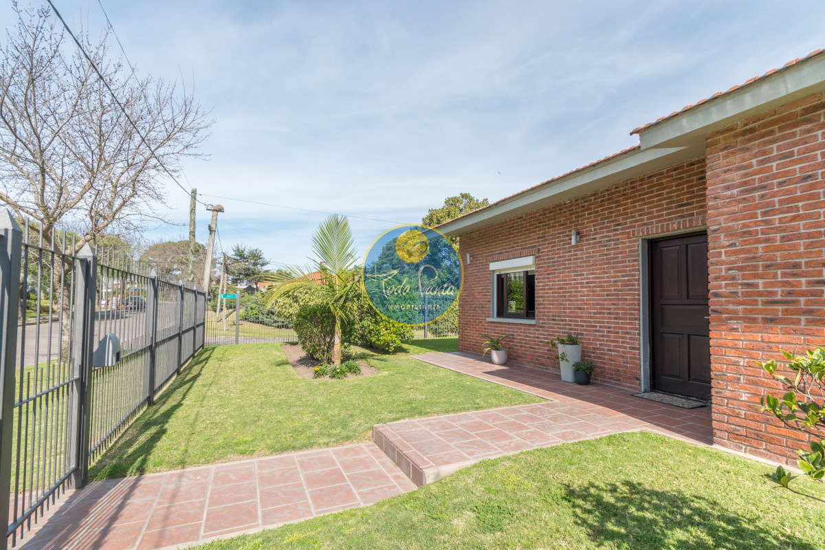 Miniatura de Casa de 3 dormitorios en Pinares, Punta del Este | Todo Punta