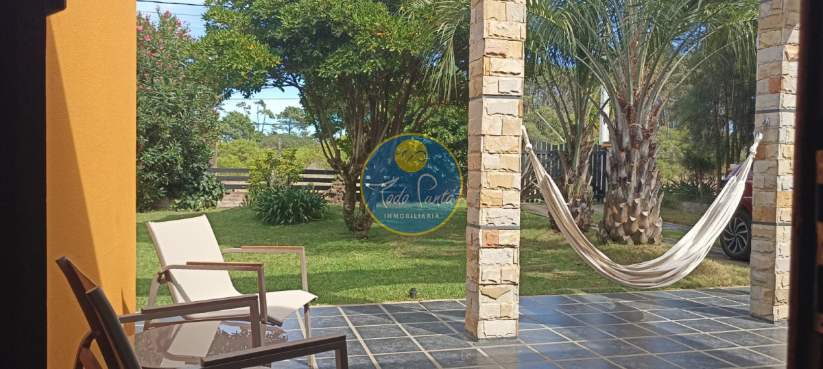 Miniatura de Casa de 3 dormitorios en Chihuahua, Punta del Este | Todo Punta