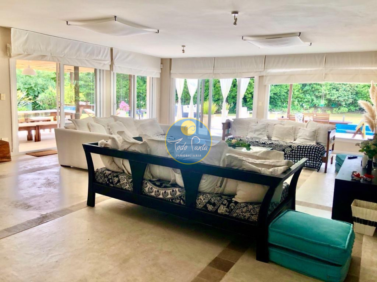 Miniatura de Casa de 5 dormitorios en Brava, Punta del Este | Todo Punta