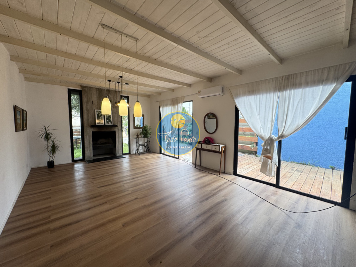Miniatura de Casa de 2 dormitorios en Balneario Buenos Aires, Punta del Este | Todo Punta