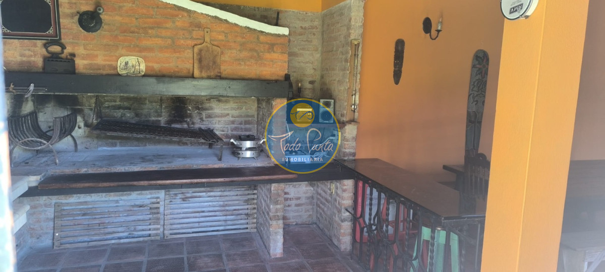 Miniatura de Casa de 3 dormitorios en Chihuahua, Punta del Este | Todo Punta